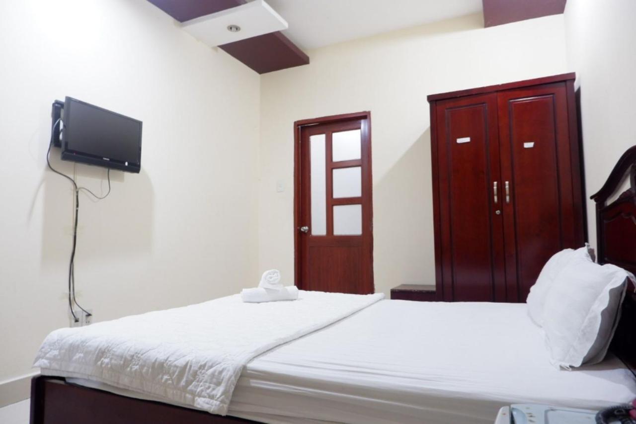 הו צ'י מין סיטי Reddoorz Tuan Viet Hotel Dinh Tien Hoang מראה חיצוני תמונה