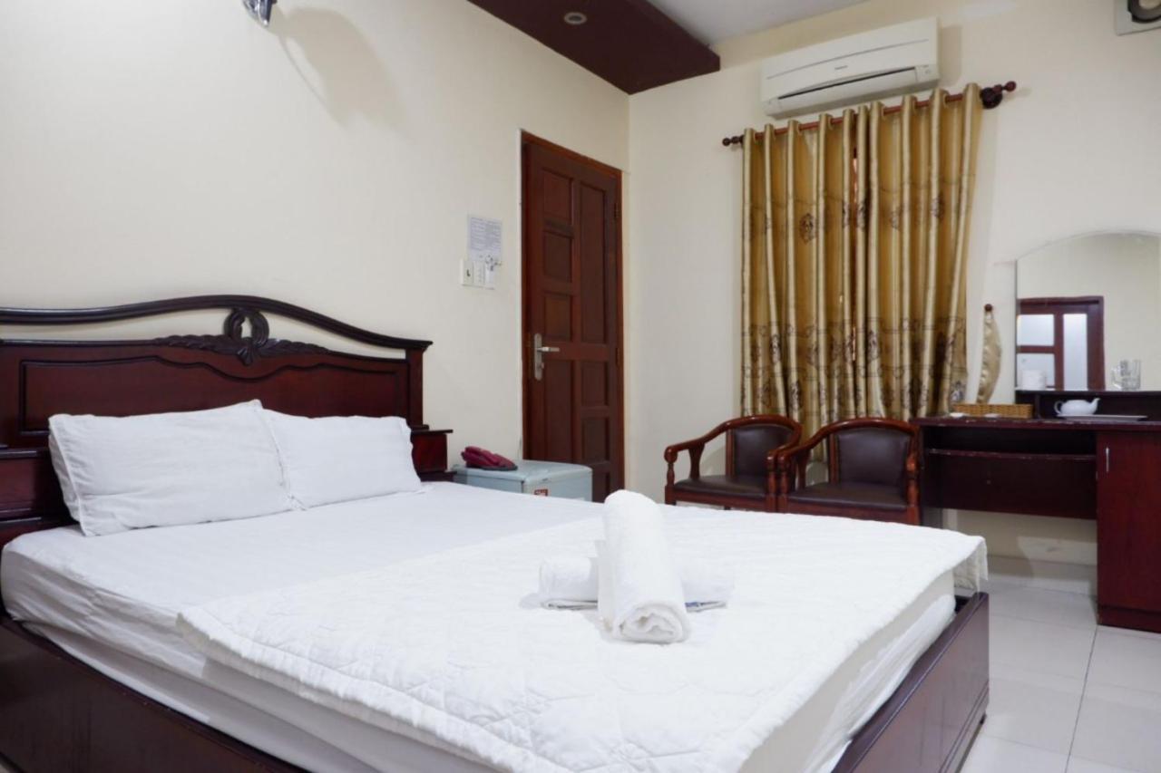 הו צ'י מין סיטי Reddoorz Tuan Viet Hotel Dinh Tien Hoang מראה חיצוני תמונה